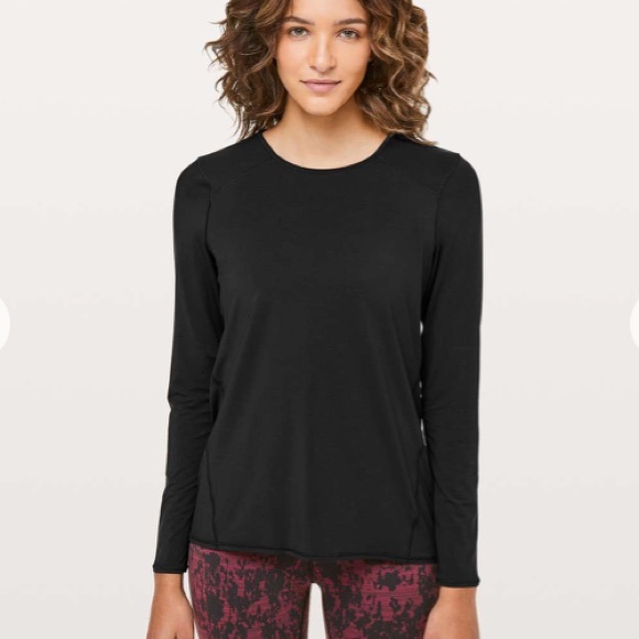 Lululemon Athletica Timeless Twist LS - Picture 7 of 8